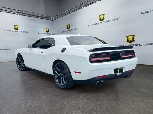 Used 2021 Dodge Challenger GT w/ Blacktop Package RWD image 3