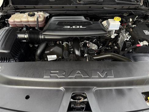 Used 2022 RAM 1500 Laramie image 27
