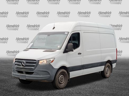 Used 2021 Mercedes-Benz Sprinter 1500 image 5