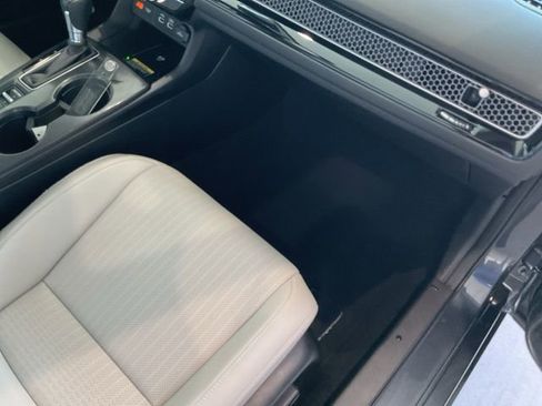 Used 2023 Honda Civic Touring image 26