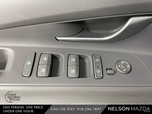 Used 2022 Hyundai Elantra SEL w/ Convenience Package image 20