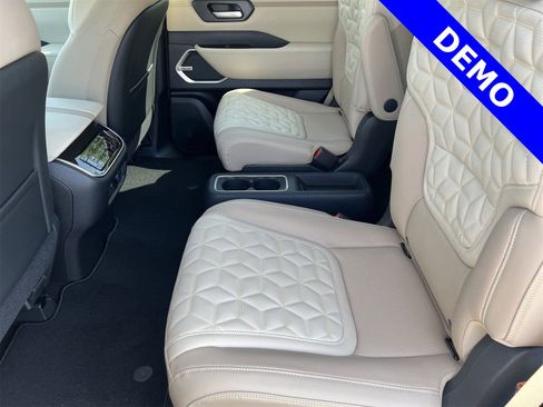New 2025 Nissan Armada Platinum Reserve AWD/4WD image 25