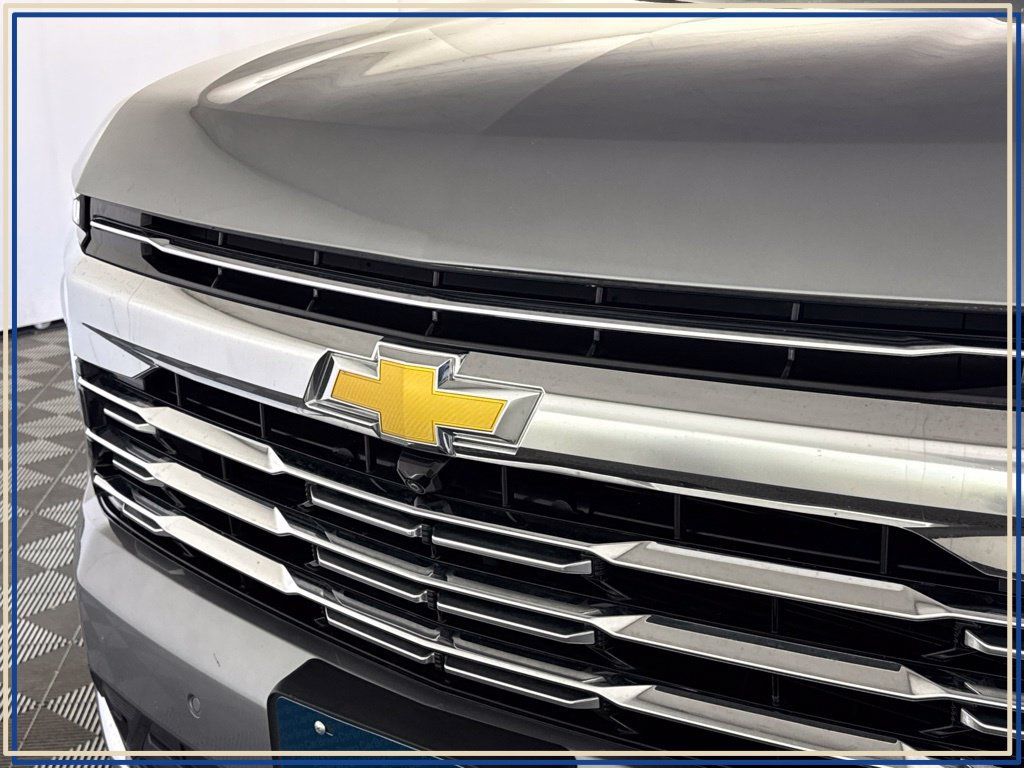 Certified 2025 Chevrolet Suburban Premier AWD/4WD image 42
