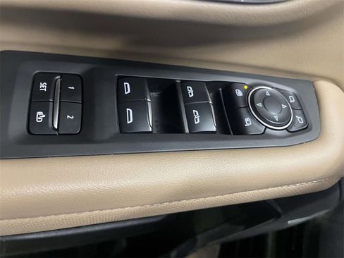 Used 2024 Chevrolet Tahoe Premier image 15