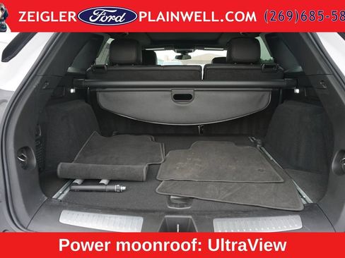 Used 2024 Cadillac XT5 Premium Luxury AWD/4WD image 10