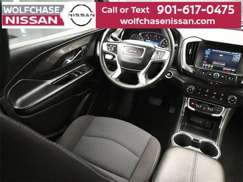 Used 2023 GMC Terrain SLE image 10