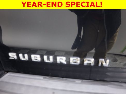 Used 2018 Chevrolet Suburban LT image 52