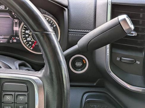 Used 2022 RAM 3500 Laramie AWD/4WD image 19