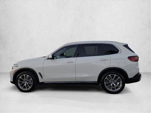 Used 2023 BMW X5 sDrive40i w/ Parking Assistance Package image 9