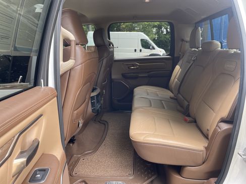 Used 2019 RAM 1500 Limited AWD/4WD image 29
