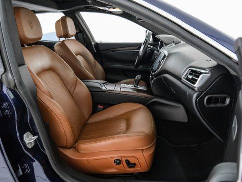 Used 2014 Maserati Ghibli S Q4 AWD/4WD image 33