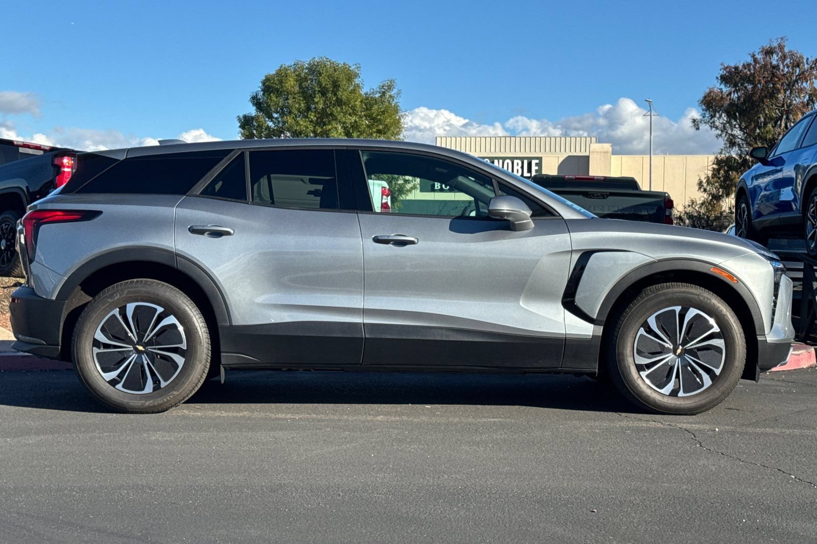 Used 2026 Chevrolet Blazer EV LT FWD image 4
