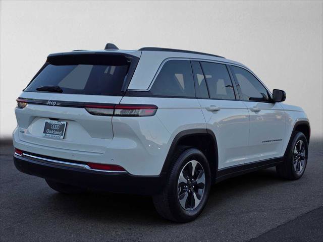 Used 2024 Jeep Grand Cherokee Limited 4xe AWD/4WD image 3
