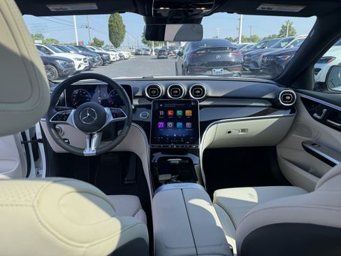 Certified 2025 Mercedes-Benz C 300 4MATIC Sedan image 30