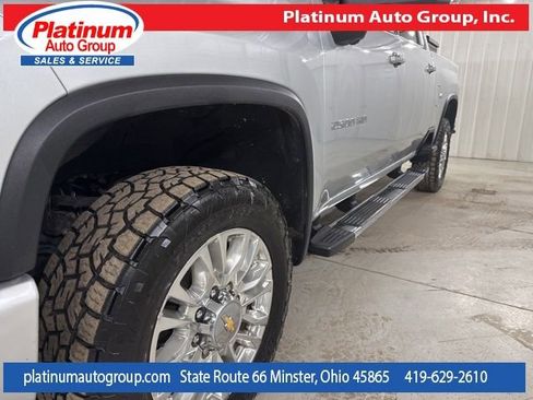 Used 2022 Chevrolet Silverado 2500 High Country w/ Technology Package AWD/4WD image 41