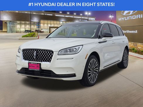 Used 2022 Lincoln Corsair Grand Touring w/ Elements Technology Bundle image 2