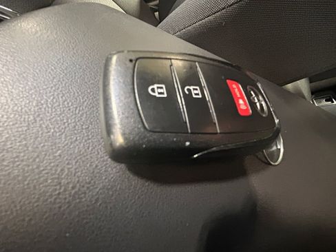 Used 2023 Toyota Prius LE image 34