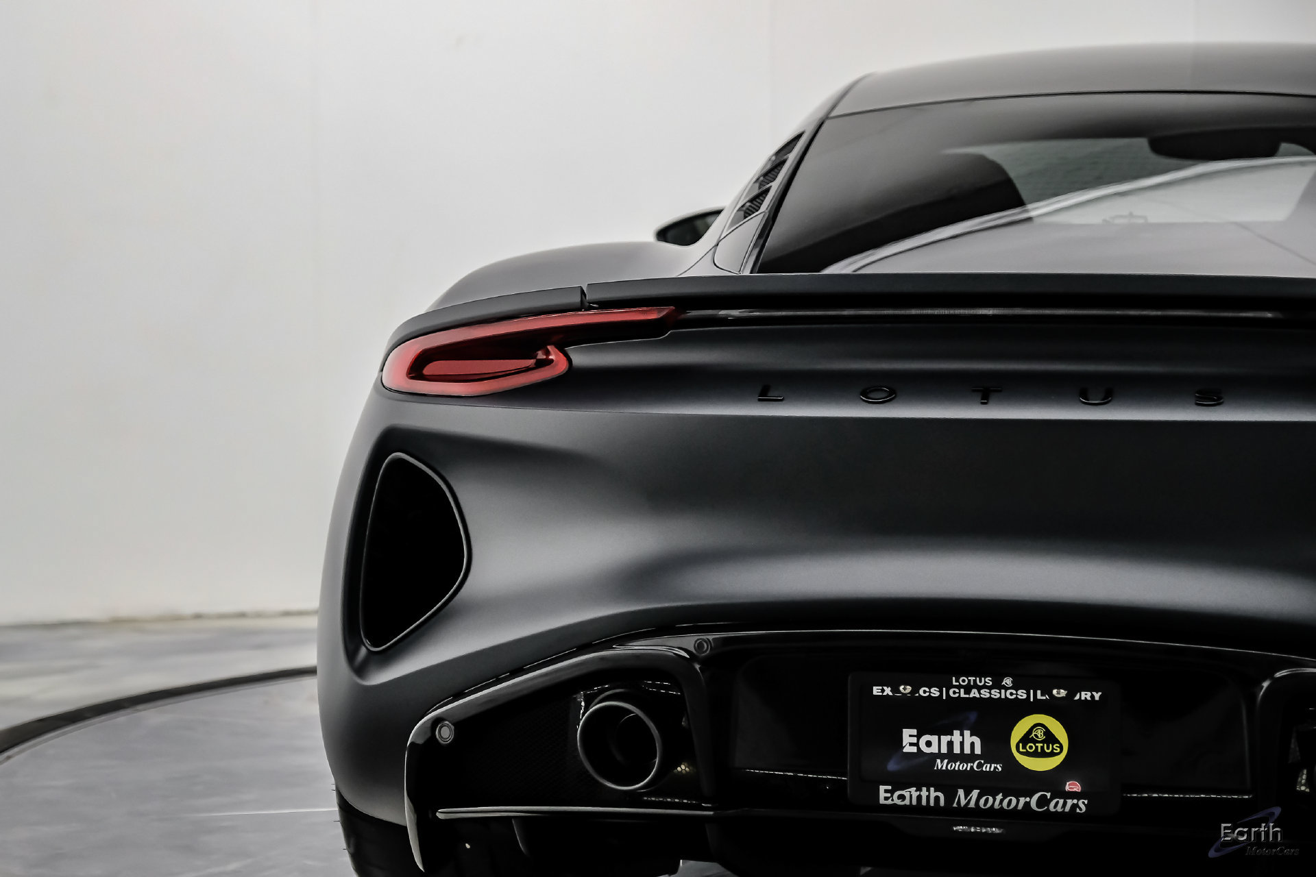 Used 2026 Lotus Emira RWD image 18
