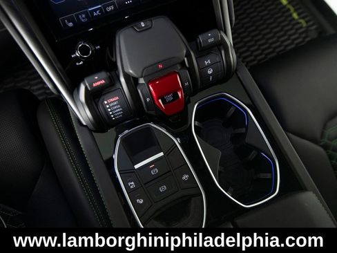 Used 2023 Lamborghini Urus S AWD/4WD image 25