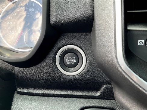 Used 2024 RAM 2500 Big Horn image 16