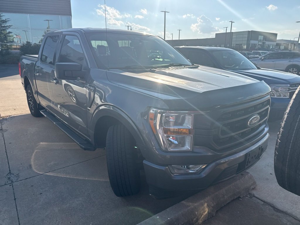 Used 2021 Ford F150 XLT w/ Equipment Group 301A Mid RWD image 2