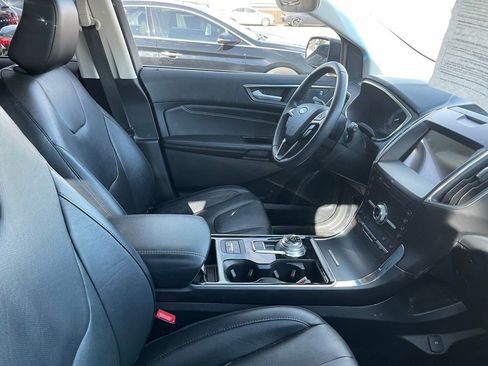 Used 2020 Ford Edge Titanium w/ Equipment Group 301A image 6