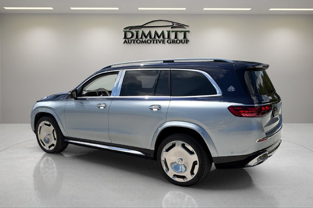 Used 2025 Mercedes-Benz Maybach GLS 600 4MATIC image 11