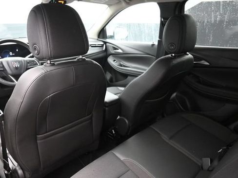 Used 2025 Buick Encore GX Preferred AWD/4WD image 30