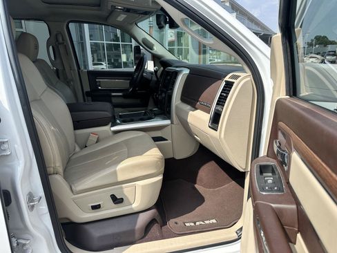 Used 2018 RAM 3500 Laramie AWD/4WD image 28