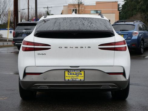 Used 2024 Genesis GV60 RWD image 6