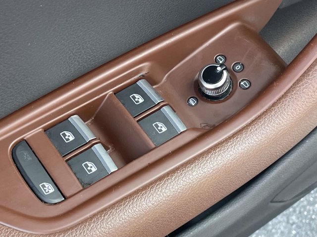 Used 2019 Audi A4 2.0T Premium FWD image 15