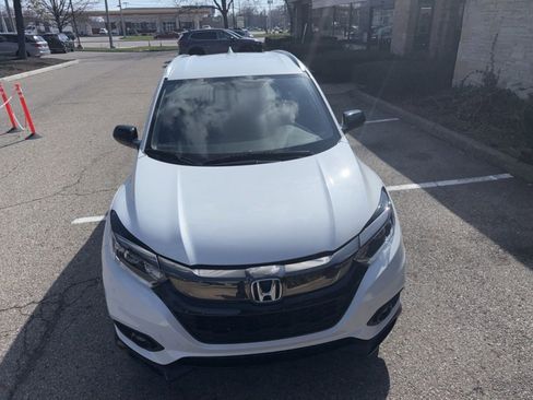 Used 2021 Honda HR-V Sport image 8