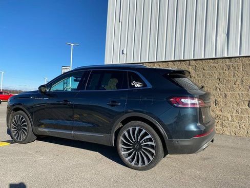 Used 2022 Lincoln Nautilus Black Label w/ Class II Trailer Tow Package image 7