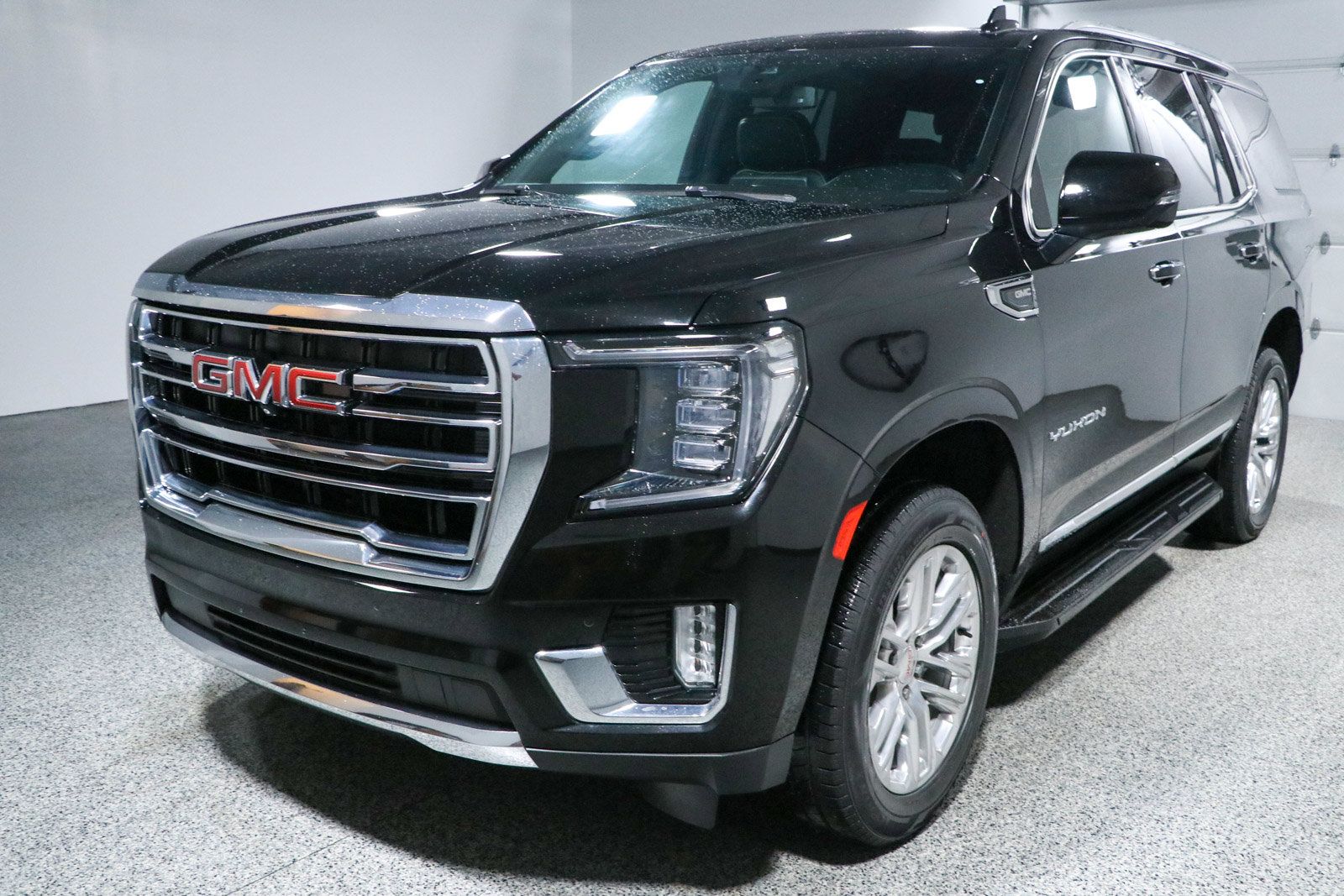 Used 2022 GMC Yukon SLT w/ SLT Premium Package RWD image 37