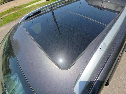 Used 2021 Jeep Cherokee Limited FWD image 9