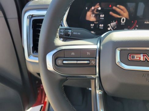 New 2026 GMC Canyon Elevation w/ Convenience Package image 17
