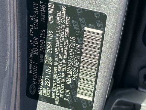 New 2025 Hyundai Elantra Sport image 37