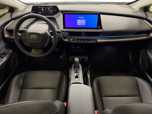 Used 2024 Toyota Prius XLE image 16