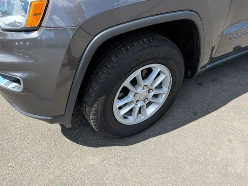 Used 2018 Jeep Grand Cherokee Laredo AWD/4WD image 25