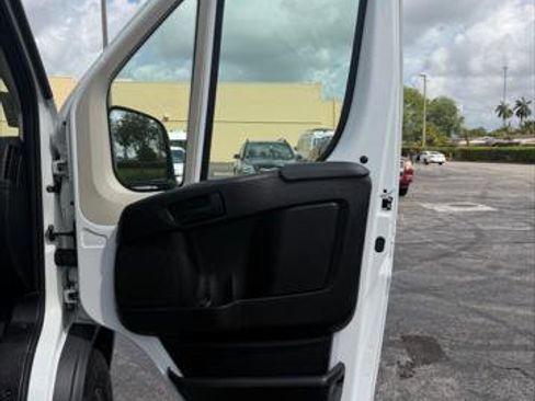 Used 2016 RAM ProMaster 1500 w/ Interior Convenience Group image 13