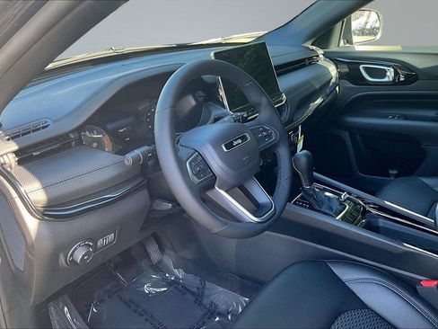 New 2026 Jeep Compass Latitude AWD/4WD image 7