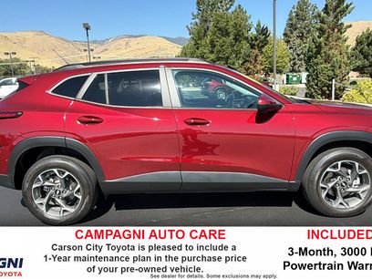 Used 2025 Chevrolet Trax LT w/ Driver Confidence Package