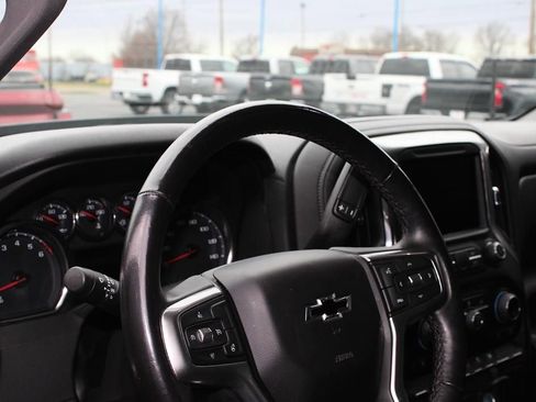 Used 2022 Chevrolet Silverado 1500 LT image 26
