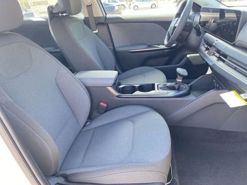 New 2026 Kia K4 LXS image 27