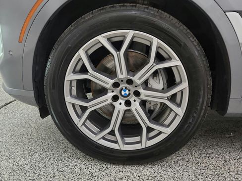 Used 2025 BMW X7 xDrive40i AWD/4WD image 39
