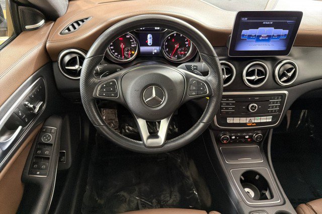 Used 2019 Mercedes-Benz CLA 250 image 13