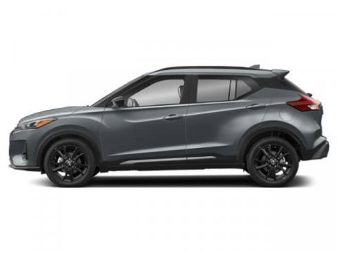 Used 2023 Nissan Kicks SR w/ SR Premium Package image 3
