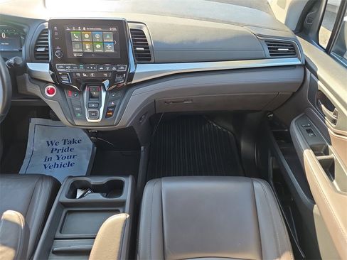 Used 2018 Honda Odyssey EX-L image 17