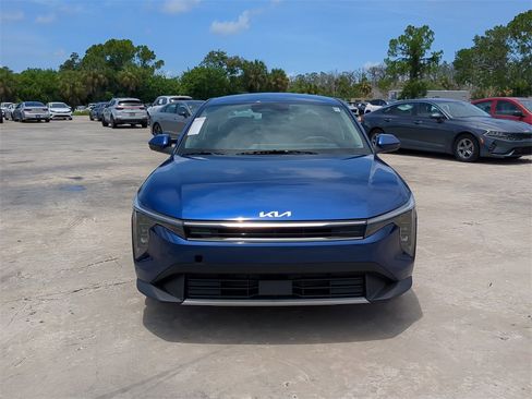 New 2025 Kia K4 EX image 3