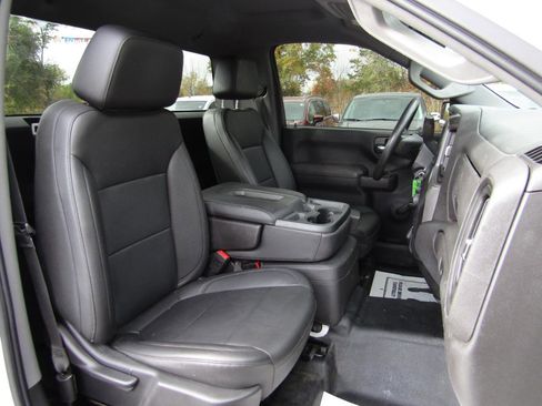 Used 2019 Chevrolet Silverado 1500 W/T w/ Trailering Package image 17